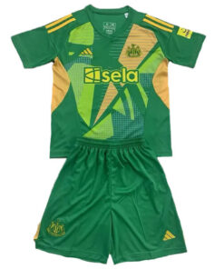 Newcastle United Goalkeeper Kids Kit 24/25