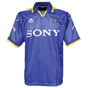 Retro Juventus Away Shirt 1996/97