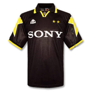 Retro Juventus Third Shirt 1995/96