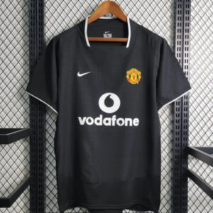 Retro Manchester United Away Shirt 03/04