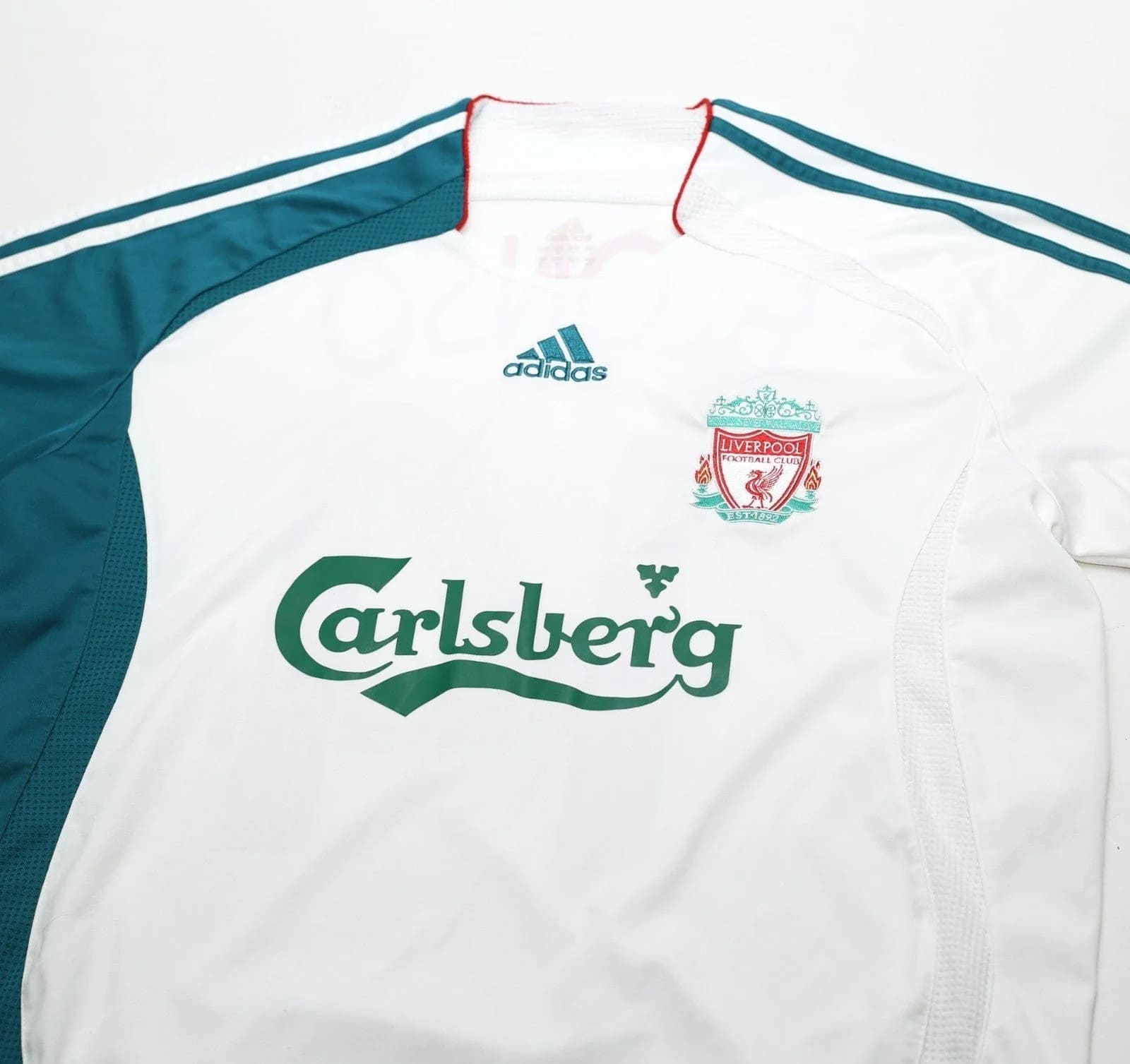 liverpool retro third 06-07-25-26 kit