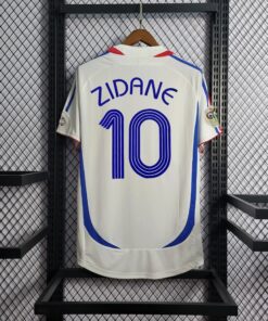 Alternative view of France 2006 retro kit