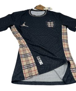Alternative view of 2024/25 England x Burberry special Edition