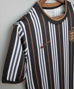Alternative view of England X Burberry 2024 Special Edition