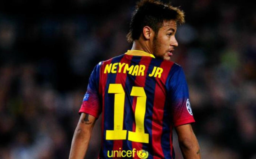 Barcelona Retro Jersey 2013/2014 - Image 6